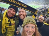 Die Borosen feiern auf der Tribüne nach dem Sieg gegen Mainz 05