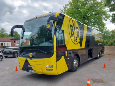 Bvb frauen gegen werther (7)