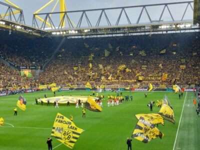 Bvb rb 02 einlauf der mannschaften