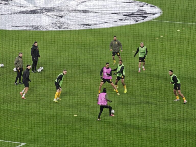 BVB Inter Warmmachen