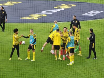 BVB Pauli Warmmachen