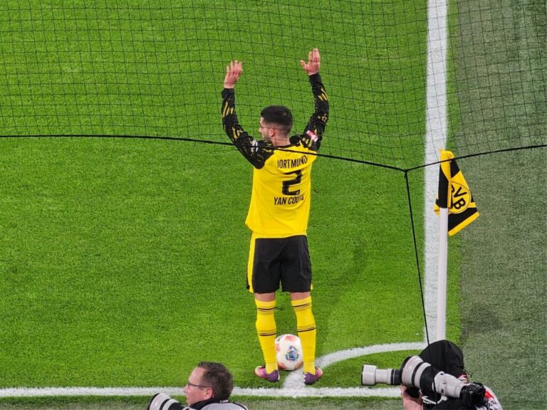 BVB Heidenheim Couto beim Eckball