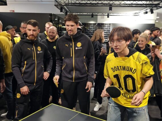 Neujahrsempfang 2026 Kobel und Özcan mit Fan