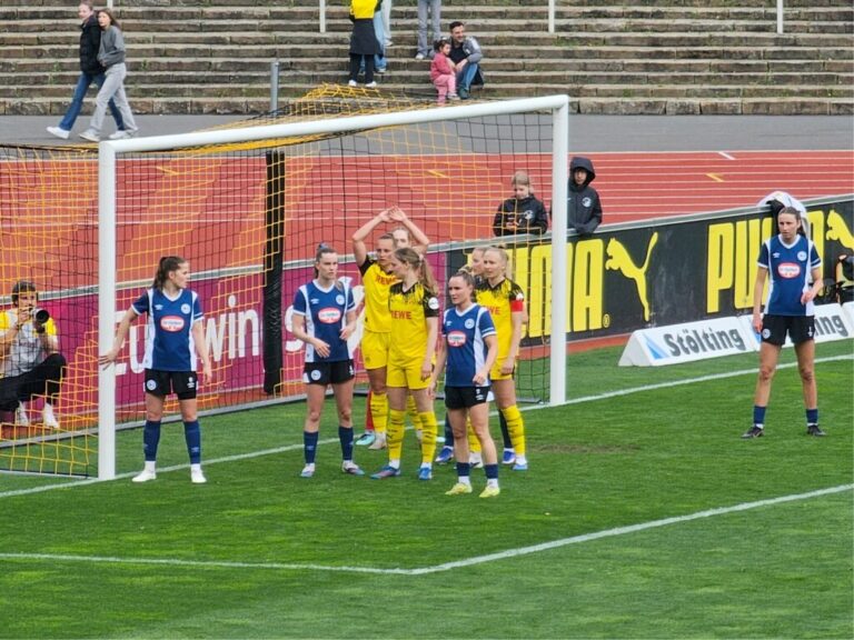 BVB Frauen Arminia Bielefeld Ecke