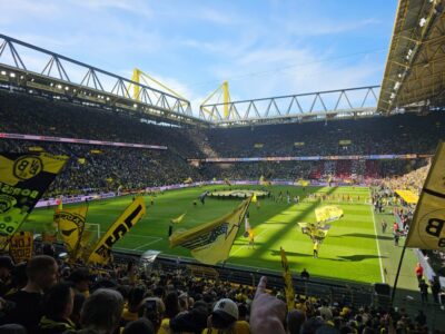 BVB Freiburg Einlauf der Mannschaften