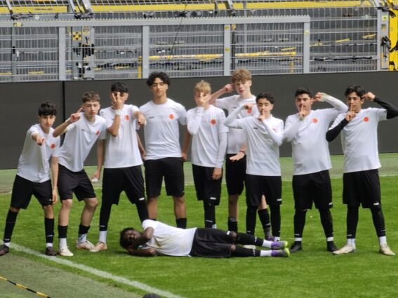 BVB Kleinfeldturnier Jugend FC Borosen Gewinnerfoto